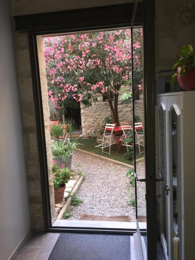 Chambre Sur Jardin Secret - Avignon Centre - Climatisee Екстер'єр фото