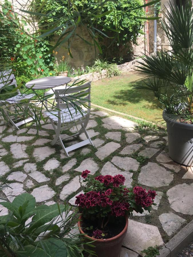 Chambre Sur Jardin Secret - Avignon Centre - Climatisee Екстер'єр фото